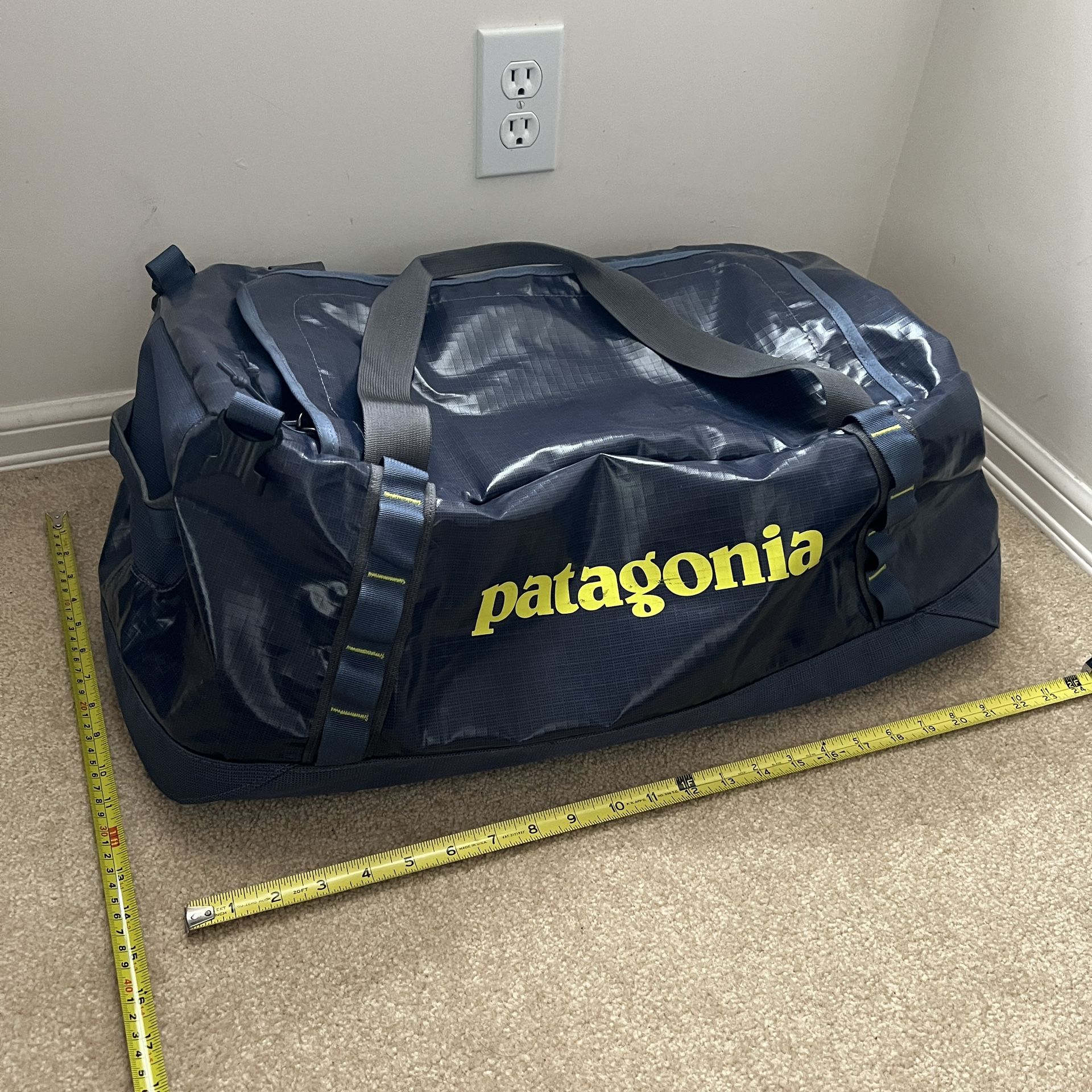 Patagonia black hole Duffel Bag 60L Navy blue