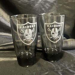 Set Of Raiders Pint Glasses
