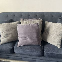 2 pc couch set for sell