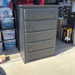 Wood Dresser, Good Condition
