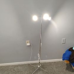 Adjustable Grow Light 
