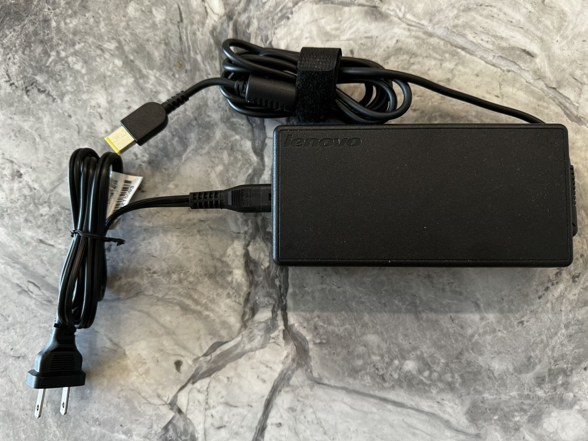 Lenovo 170W 20V AC Adapter ThinkPad ADL170NLC2A. 👍 👍 👍