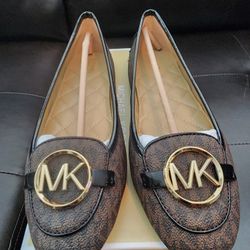Michael Kors Lilly Moc Brown (Size 8) Brand New
