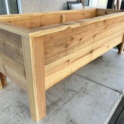 Cedar planters box 🍓🥒🌼🥦🌶️