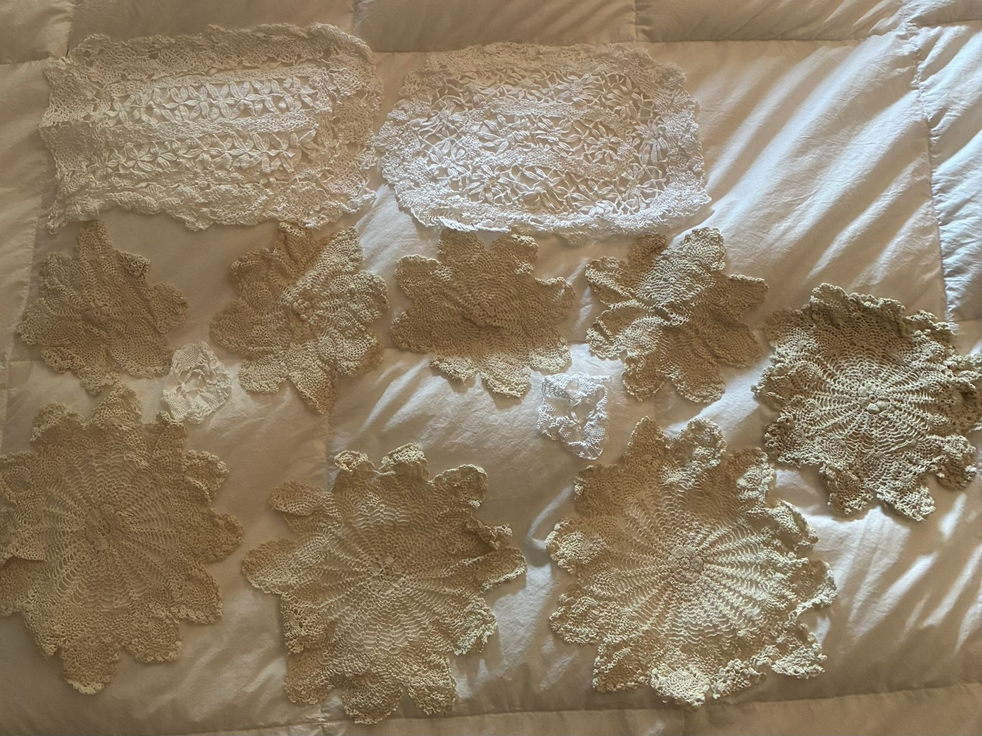 Crochet and Lace Dollies/Table Runners, Beige, 25 Pieces Total.