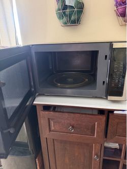 1200 watt microwave