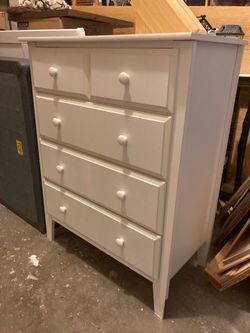 4-Drawer Dresser