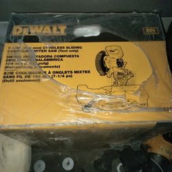 20v Dewalt Sliding Miter Saw 7 /4