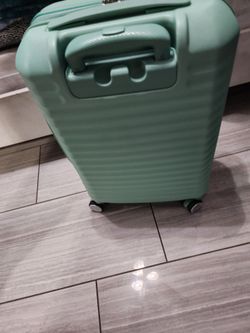Mint Green Hard Shell Spinner Luggage