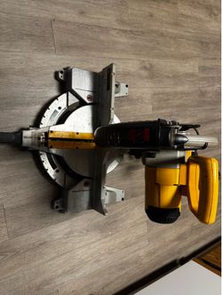 DW715 12” Miter saw