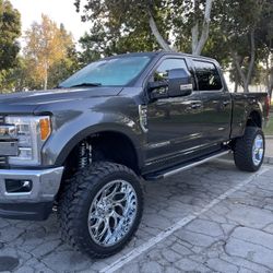 2017 Ford F-250 FX4