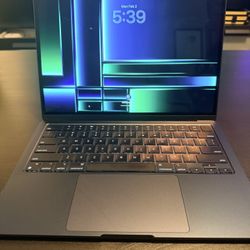 Macbook Apple M2 13.6 Liquid Retina Display 8gb