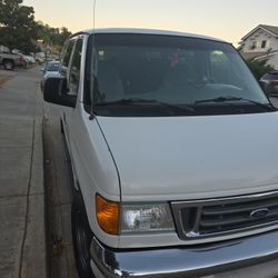 Ford 2004 E-350 Xtlt Super Duty Exelente Condition 15 Pasageros