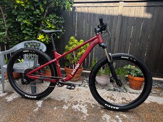 Co-op Cycles DRT 1.2 Mountain Bike - Size Medium