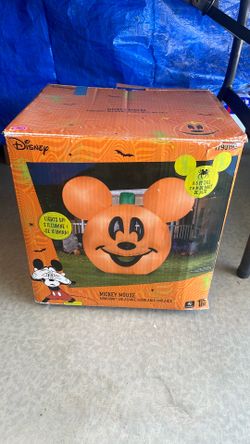 Pumpkin Mickey inflatable