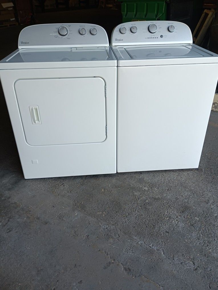 Heavy Duty Whirlpool Washer And Dryer They Both Work Great! Free Delivery!