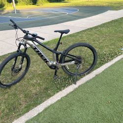 Trek Powerfly 4 Size Large