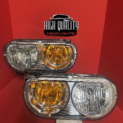 Dodge Challenger 2008  2014 headlight