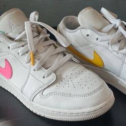 Air Jordan 1 Low