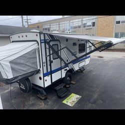 2018 Jayco Jay Feather 16xrb camper with title