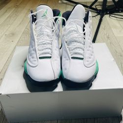 Air Jordan 13 Lucky Green 
