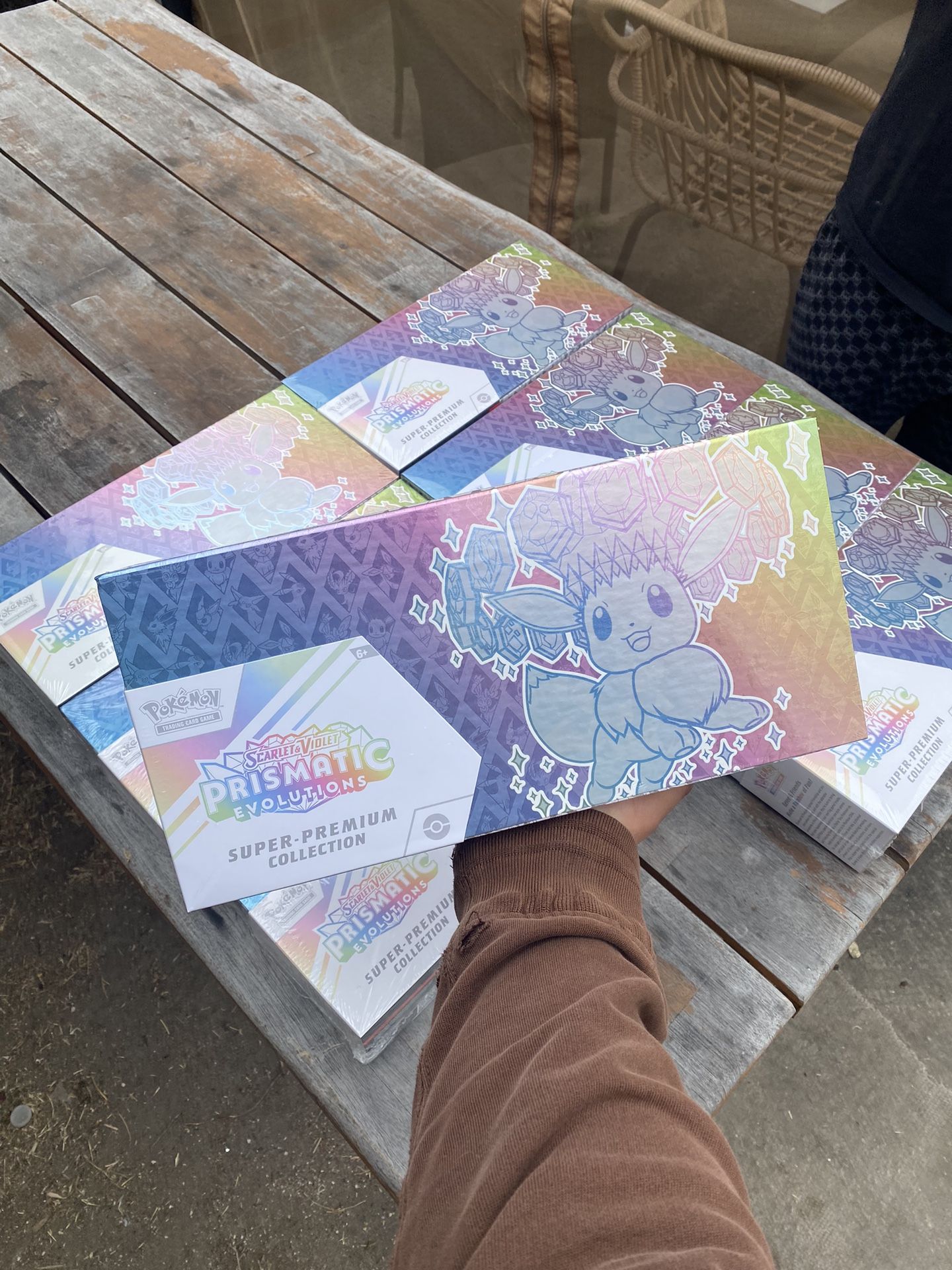 Prismatic Evolution Super-Premium Collection