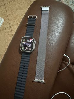 Apple Watch Ultra 49mm Titanium + Natural Milanese Loop – Excellent Condition