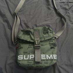 Supreme Side Bag 