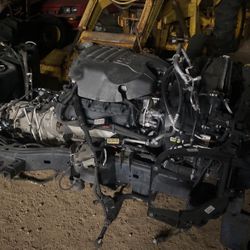 2018, 5.7 hemi with eight speed transmission, low miles fuel tank, and all wiring, loom and computer. Everything key.