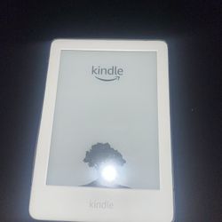 Amazon Kindle Paperwhite (10th Gen) 8GB, Wi-Fi, 6 inch E-Reader White