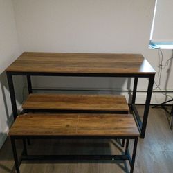 Large Table With 2 Bemches