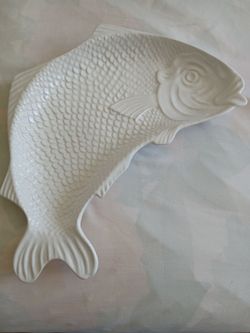 Nice Ceramic Fish Design Serving Plate