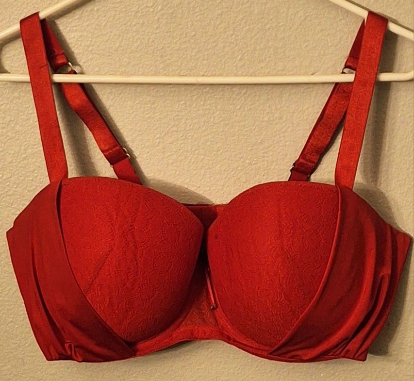BRA RED 40DD