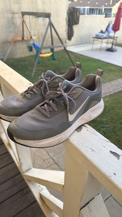 Nike running shoes size 10.5 men’s