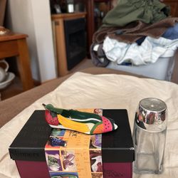 JUST THE RIGHT SHOE, "FRUITY" 2000, ITEM 25320