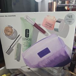 Authentic  clinique new in box