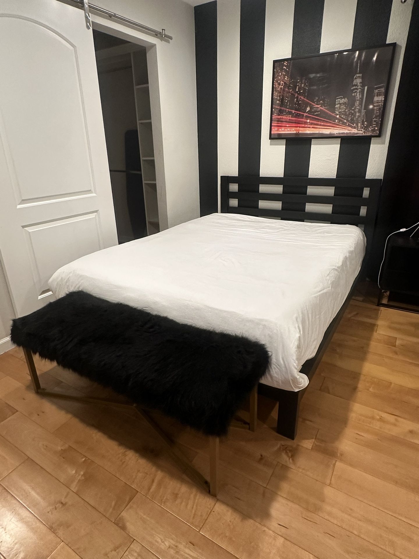 Queen Bed Frame With Headboard