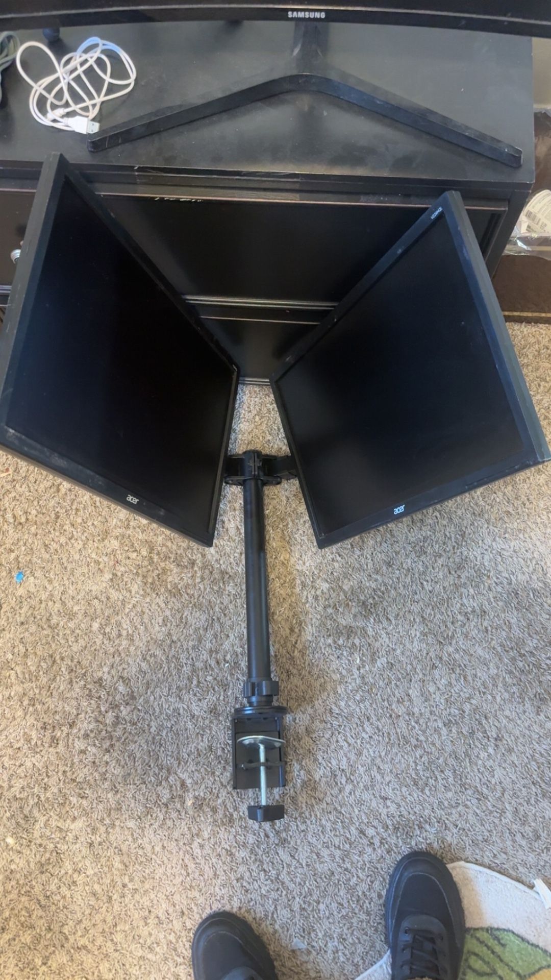 Double Moniters