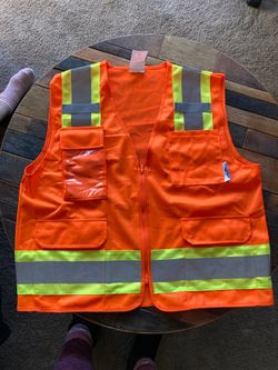 Safety vest 🦺