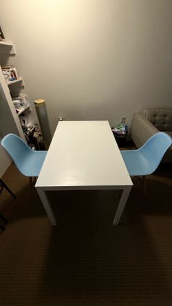 Expandable Dining table