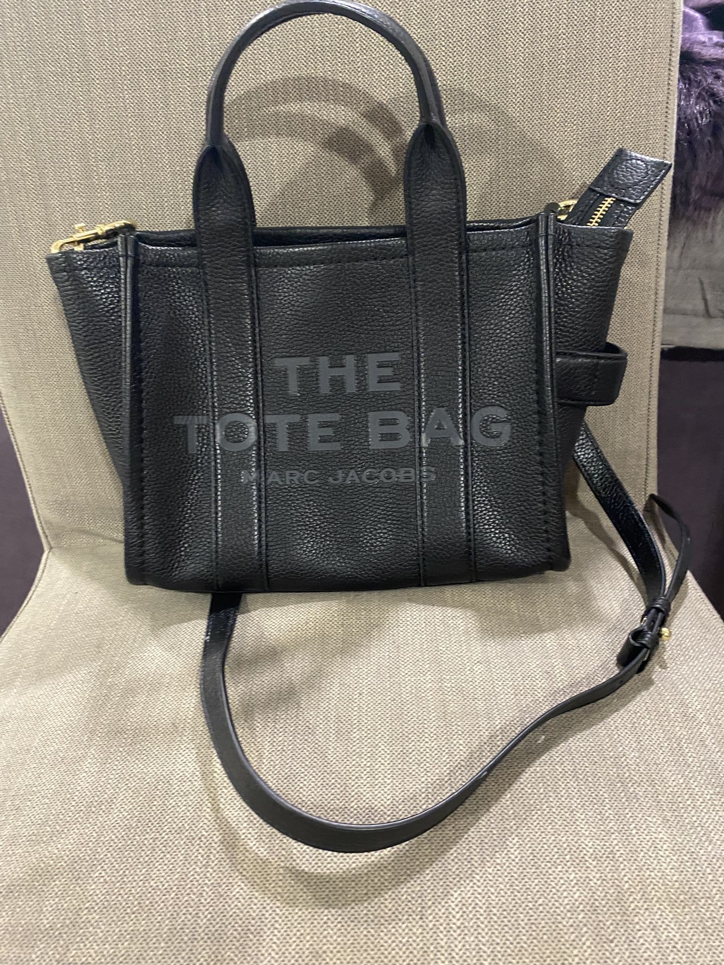 Black Mark Jacobs THE TOTE BAG