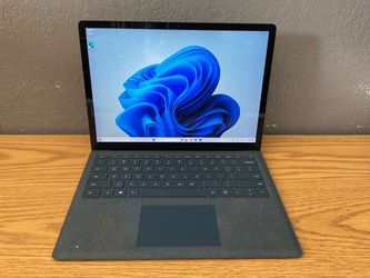 Microsoft Surface laptop 2, core i5-8th gen