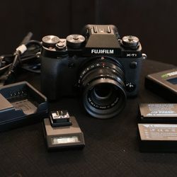 Fuji X-T1  with Fuji XF 35mm f/2 Lens