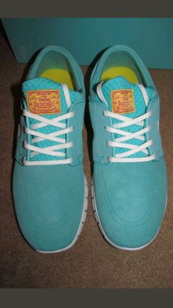 Nike SB DS size 9