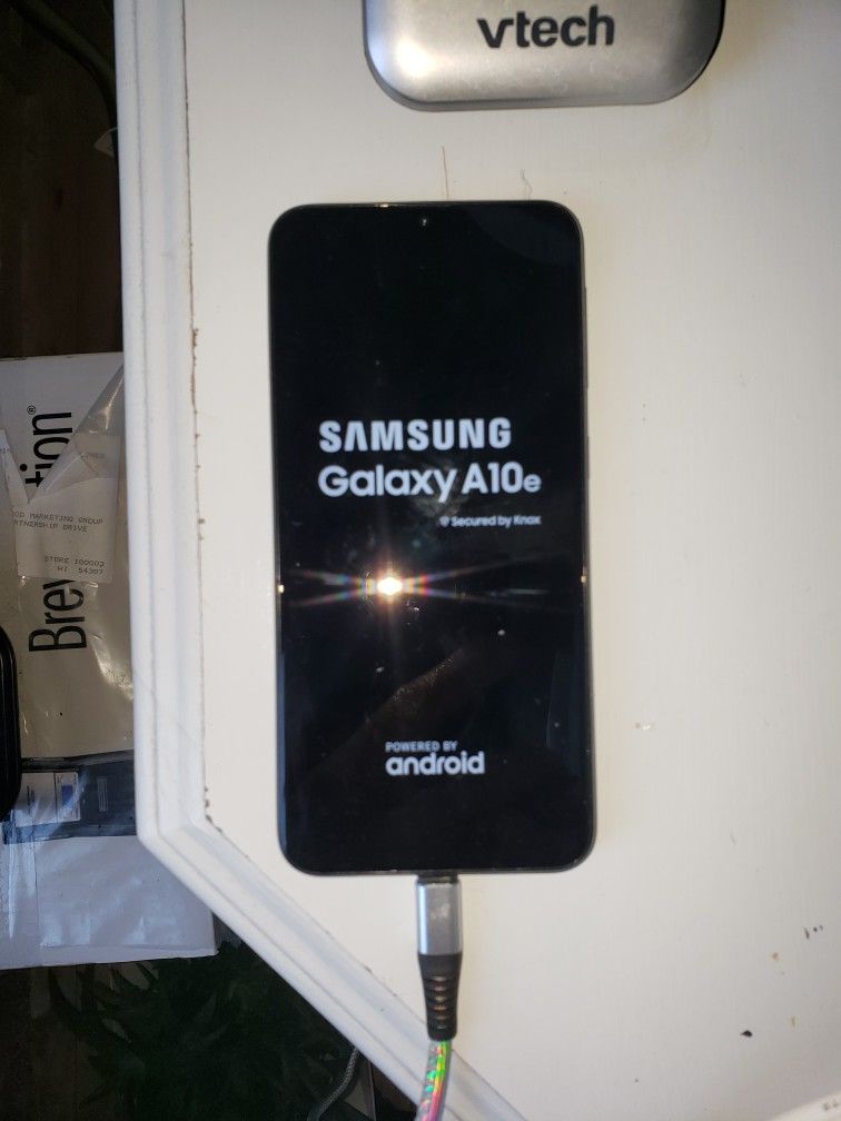 Samsung Galaxy  A10 Metro Cell Phone