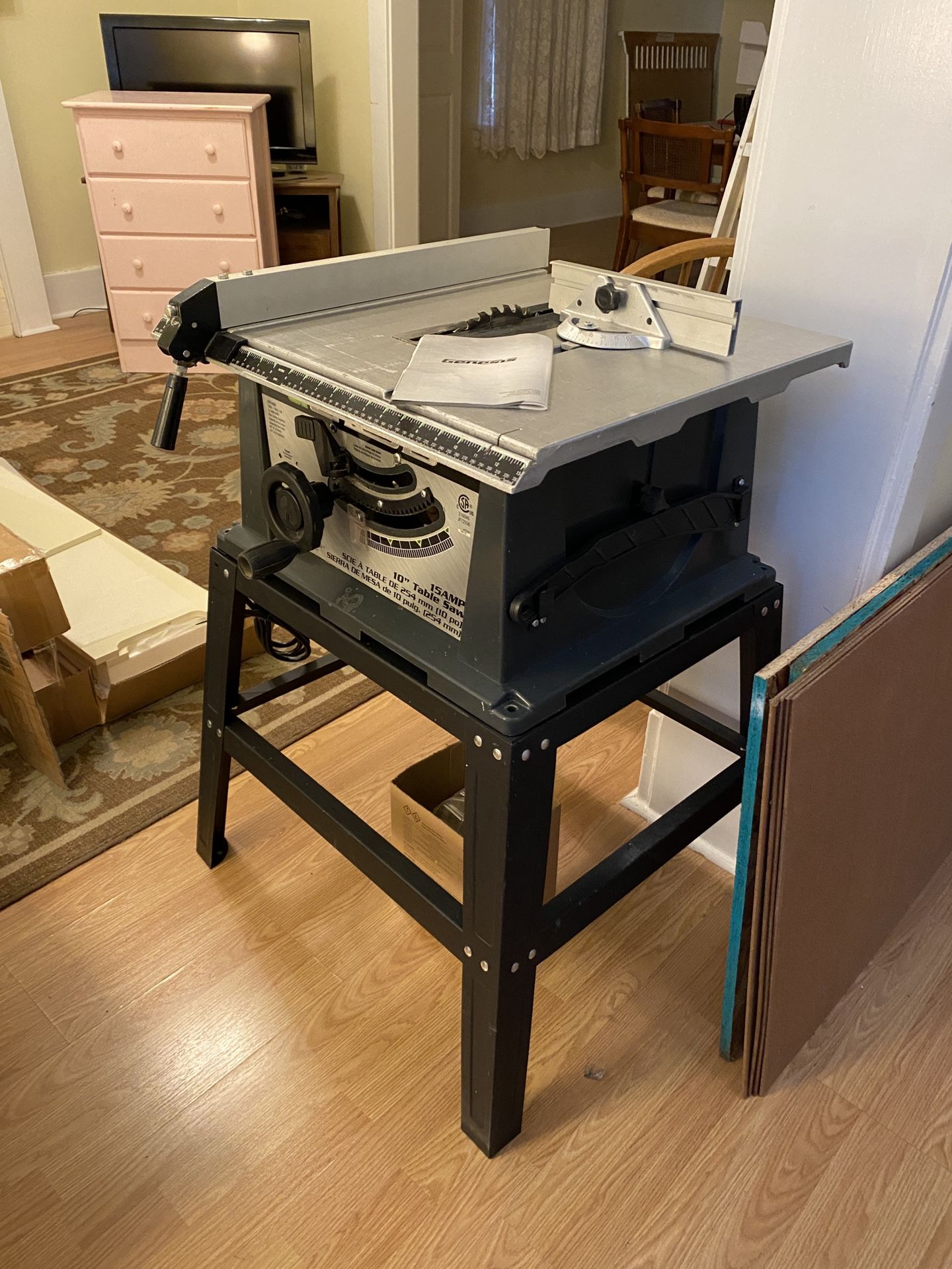 Table Saw with Stand