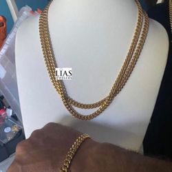 New 18k Yellow Gold Cuban Link Chain and Bracelet 