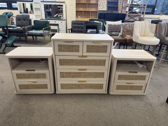 Brand New Boho Rattan Bedroom 3-Piece Set  ✅ Includes: 1 dresser chest (5 drawers) + 2 nightstands with built-in charging station ✅ Beautiful light be