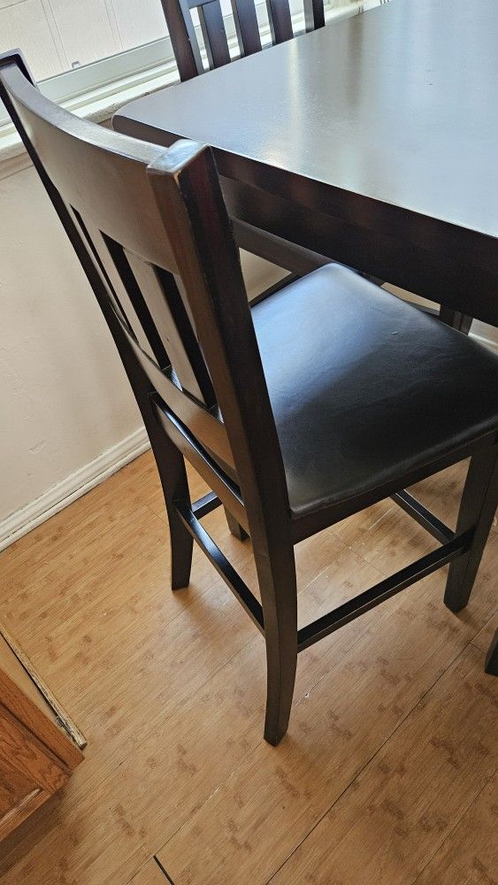 table and four chairs
