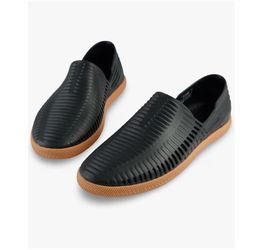 7 Women/5 Men People Footwear Water-Friendly Slip-On Loafers for Men & Women Lightweight Unisex Loafers with Breathable Vents, Quick Drainage, Cushion